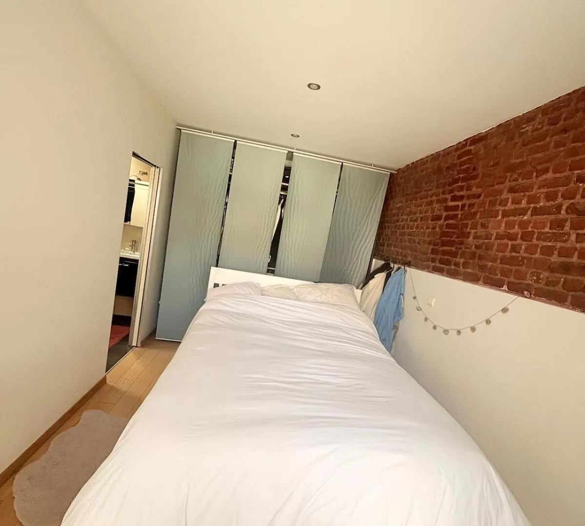 Tatil Evi Beautiful Loft With Terrace - Midi Station - Flix Villa Brüksel